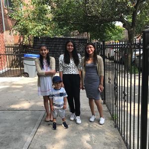 Meet your Posher, Emma